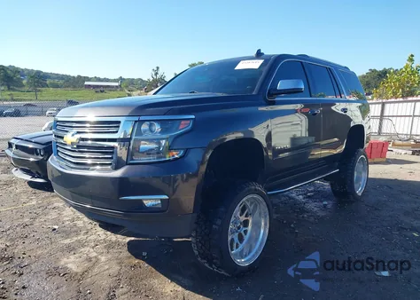 2018 Chevrolet Tahoe Premier z USA, uszkodzony, nr VIN 1GNSCCKC5JR236429